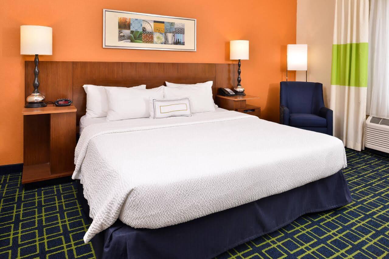Holiday Inn Express Princeton By Ihg Экстерьер фото