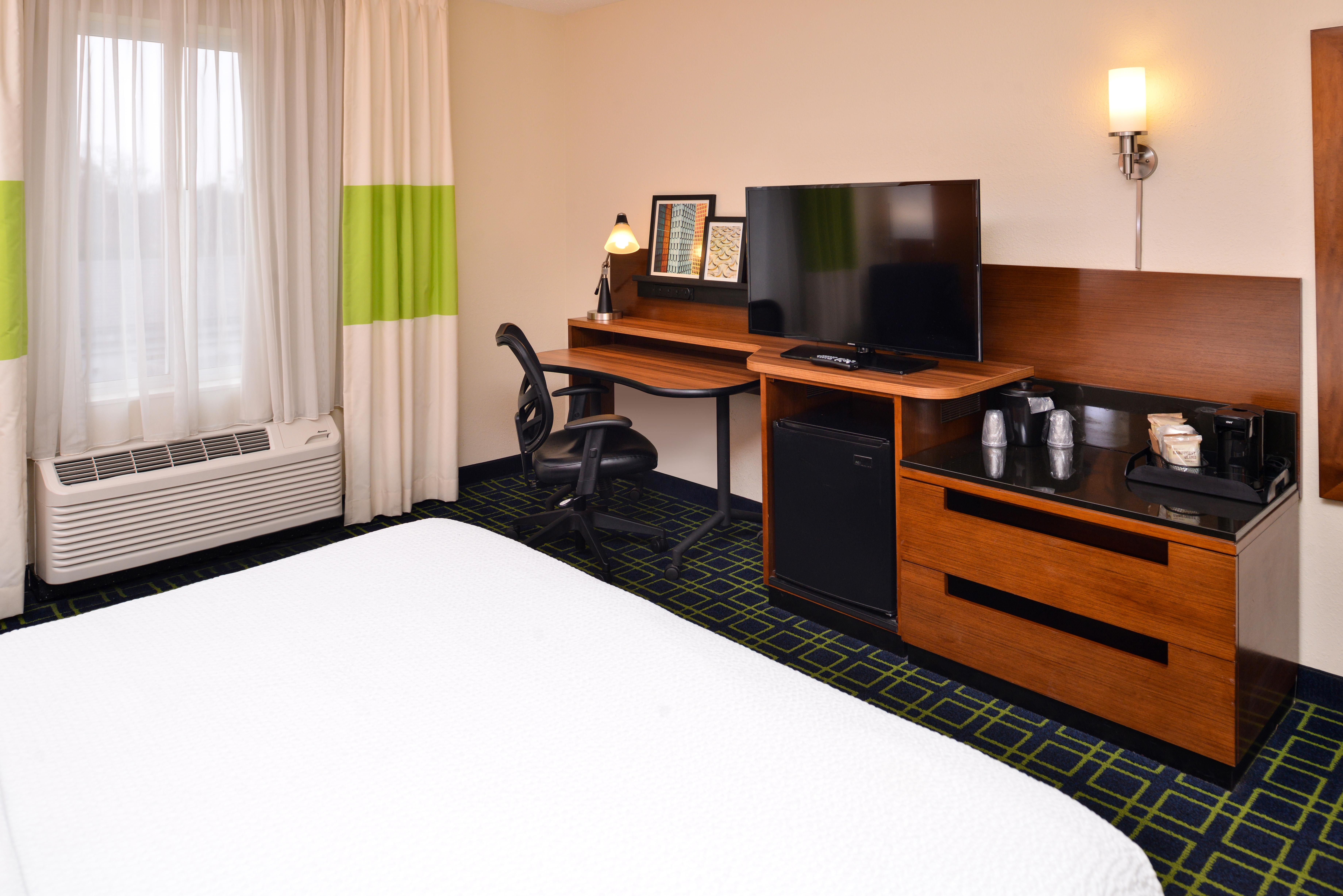 Holiday Inn Express Princeton By Ihg Экстерьер фото