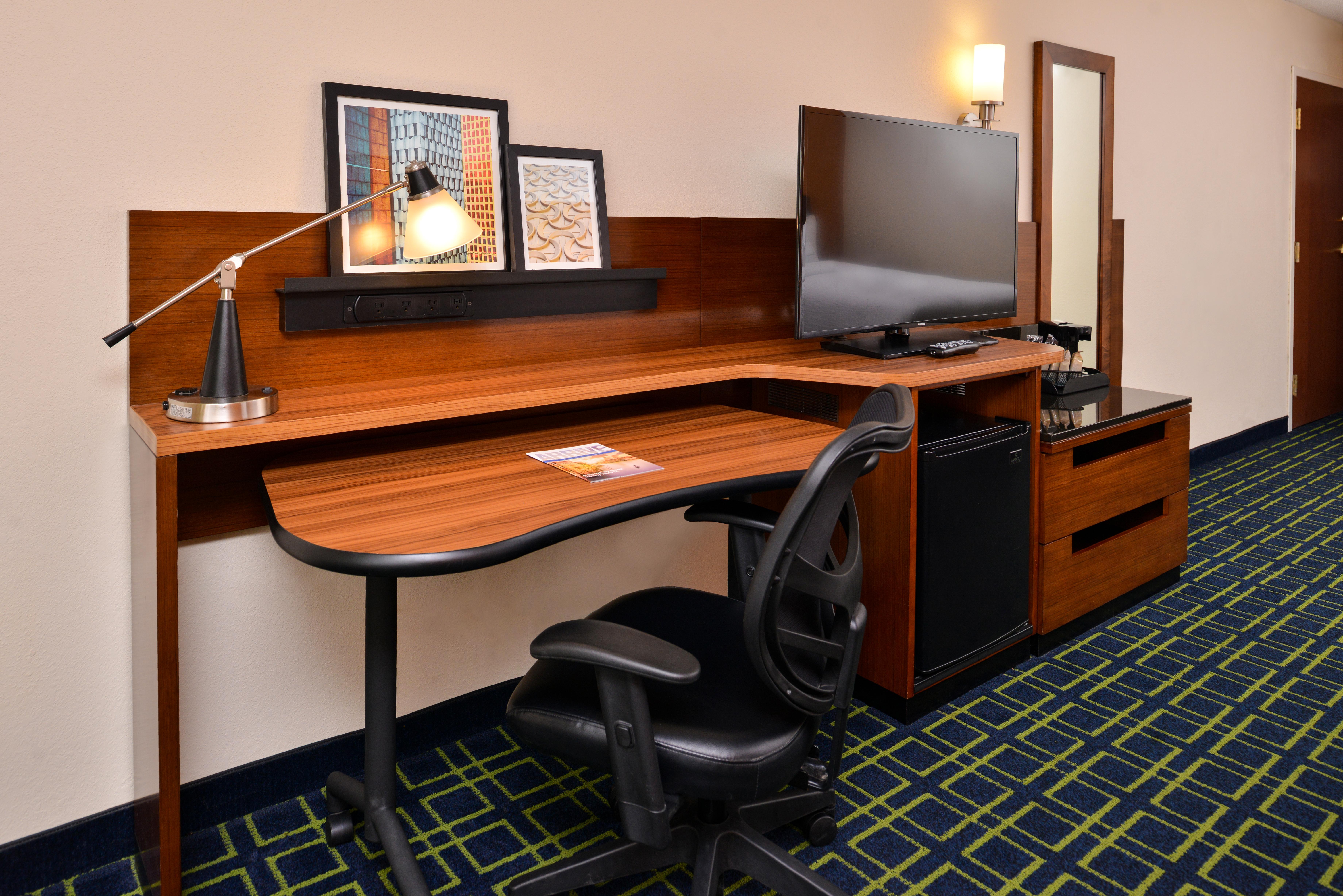 Holiday Inn Express Princeton By Ihg Экстерьер фото